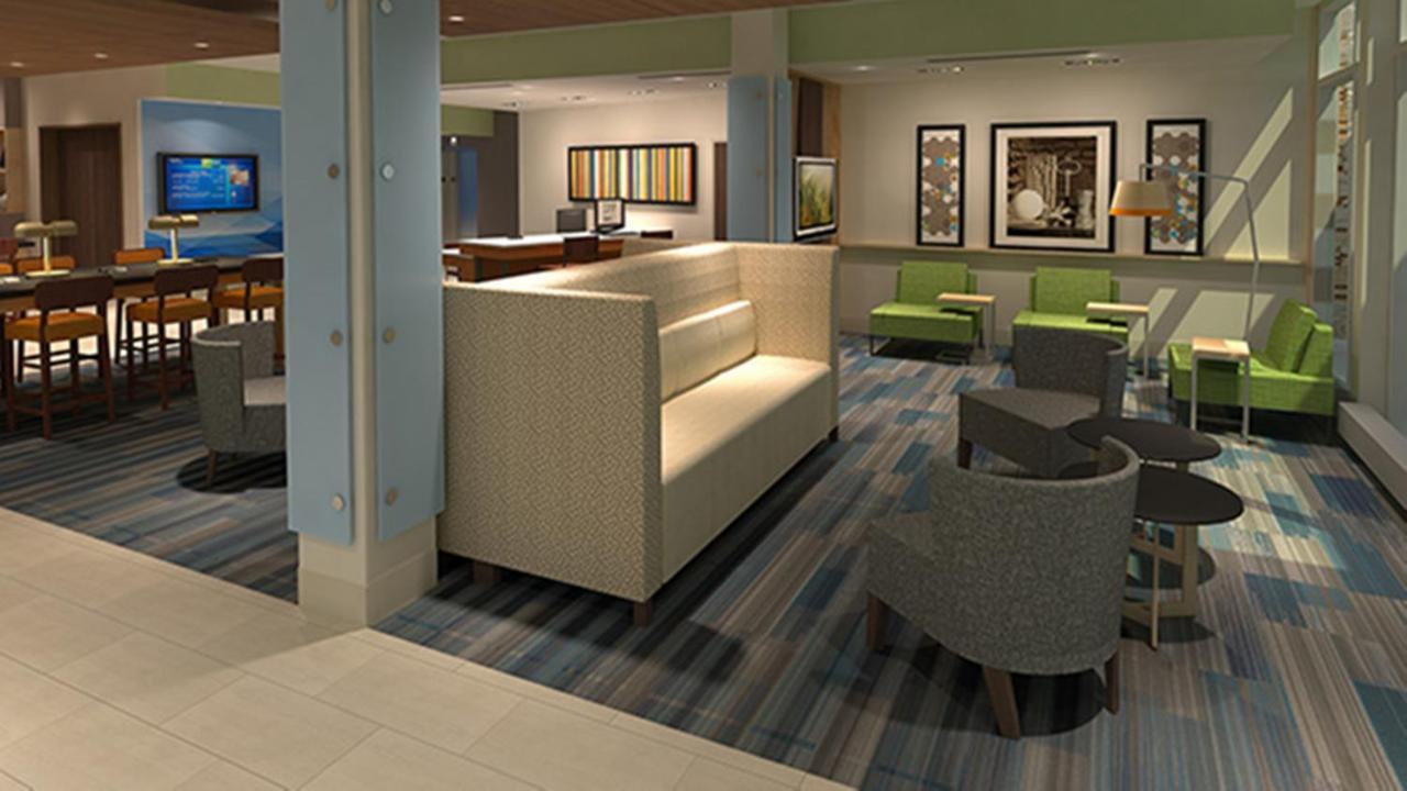 Hotel Express & - By Ihg Canton